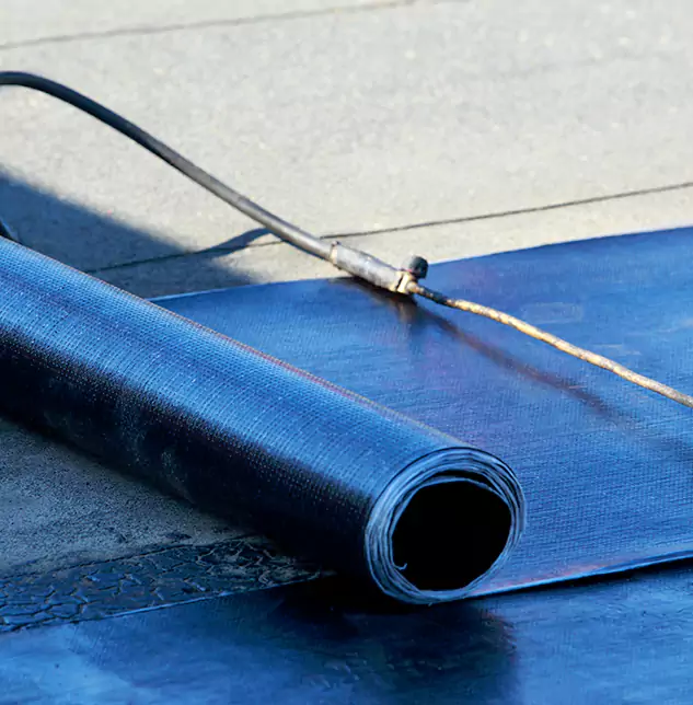 Expert Rubberized Roof Patch Solutions: Restoring San Clemente's Flat Roofs to Peak Performance