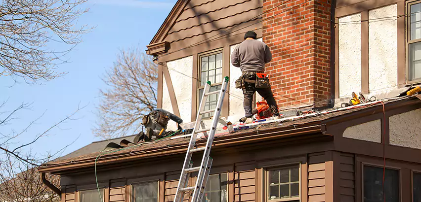 Roof Siding Trim Repair in San Clemente
